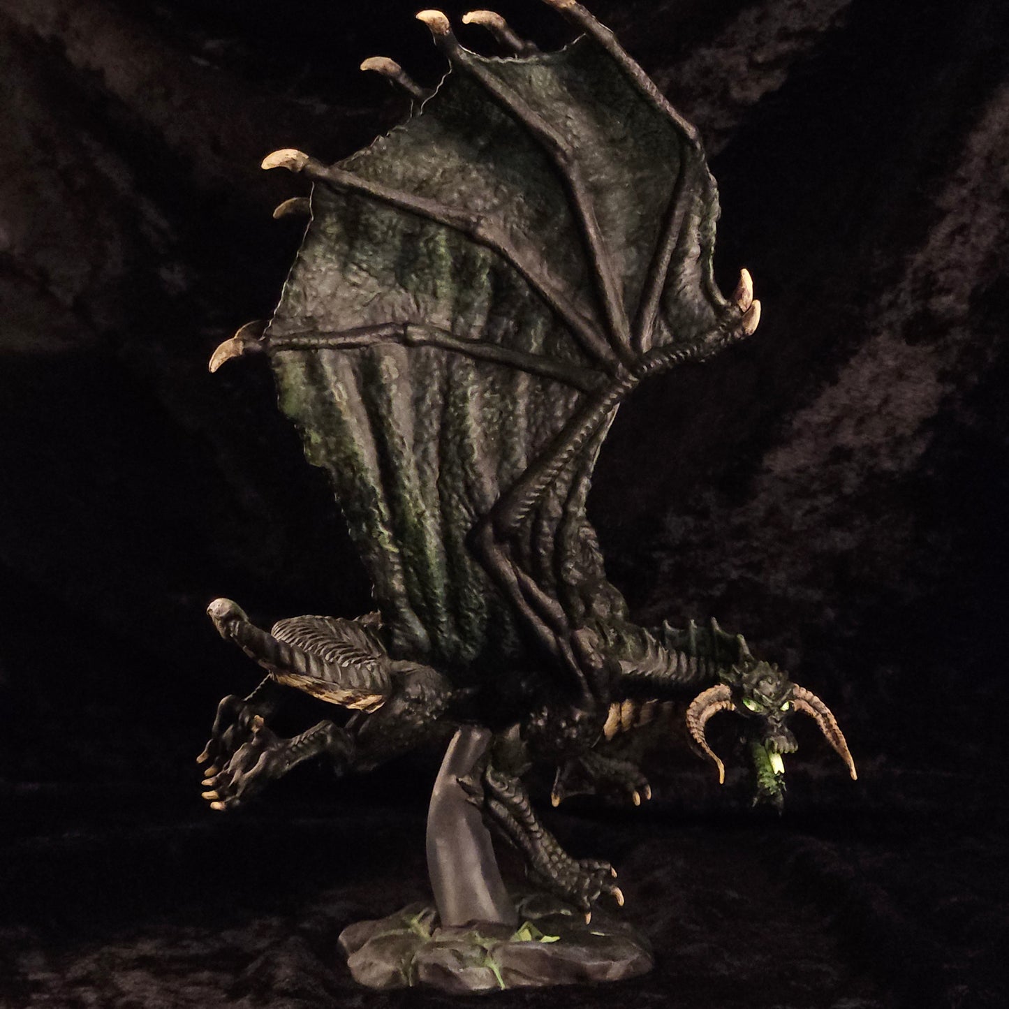 Black Dragon Minature: Dnd, D&D, TTRPG Artist Painted Monster Model