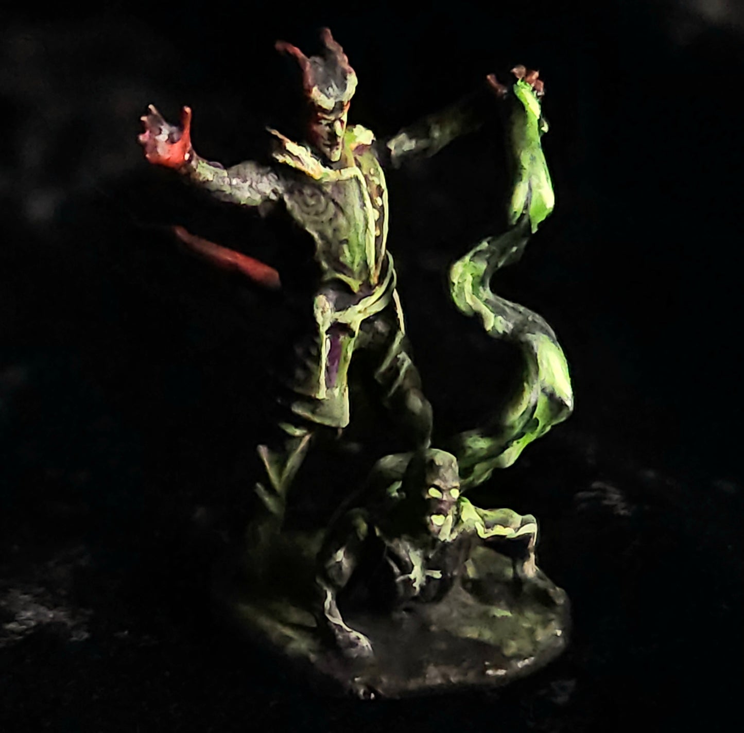 Tiefling Warlock Miniature: Dnd, D&D, TTRPG Artist Painted Gaming Model