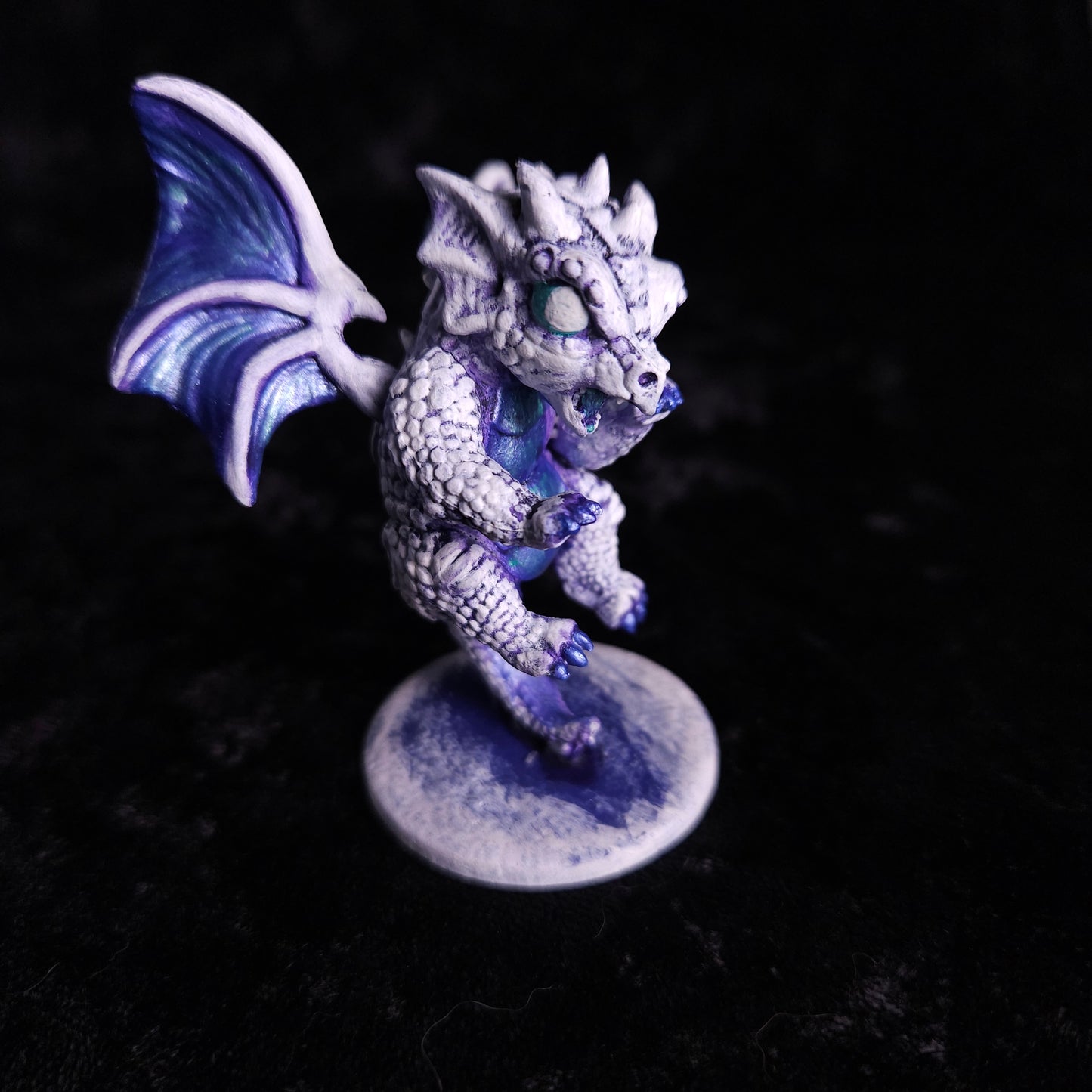 Baby White Dragon Miniature: Dnd, D&D, TTRPG Artist Painted Monster Model