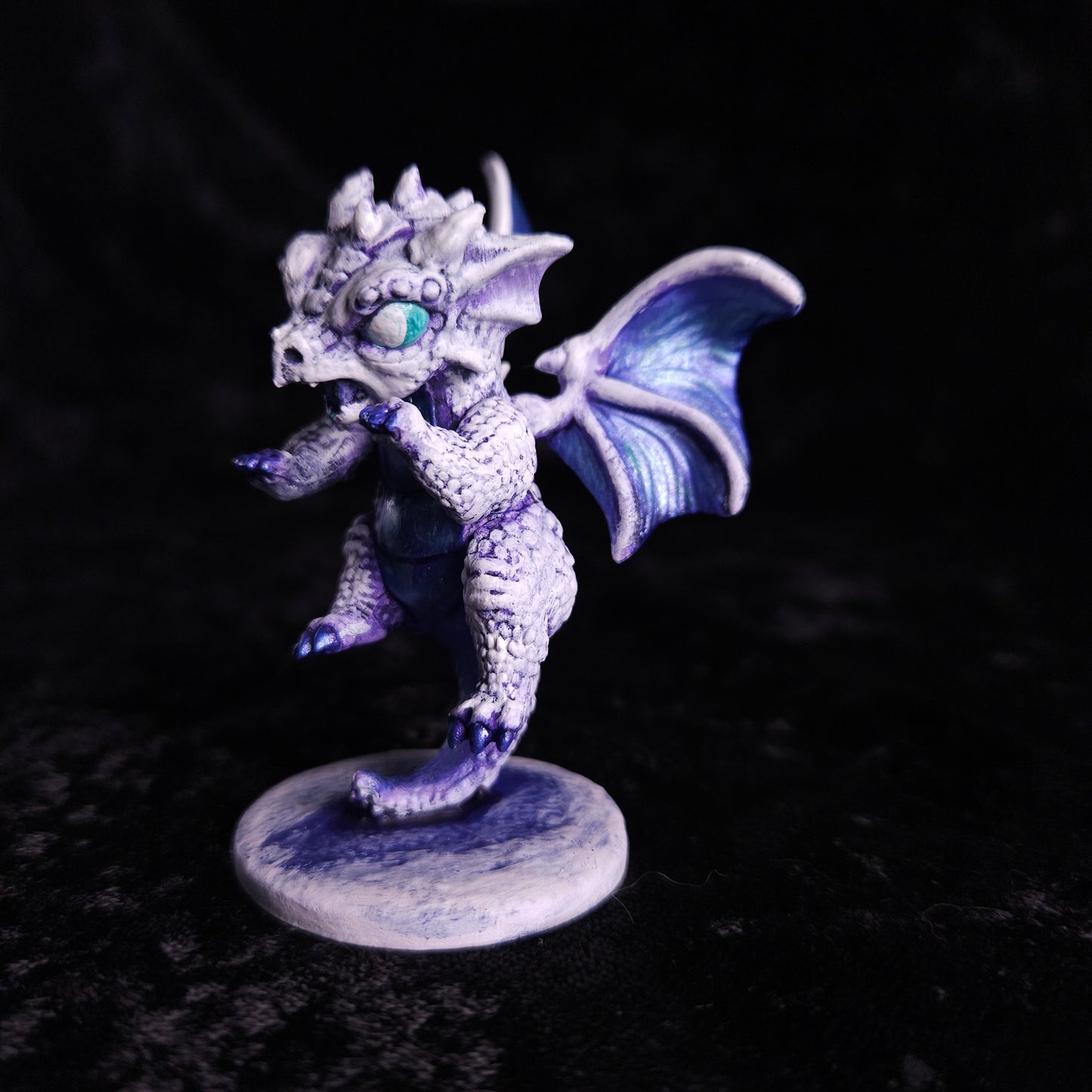 Baby White Dragon Miniature: Dnd, D&D, TTRPG Artist Painted Monster Model