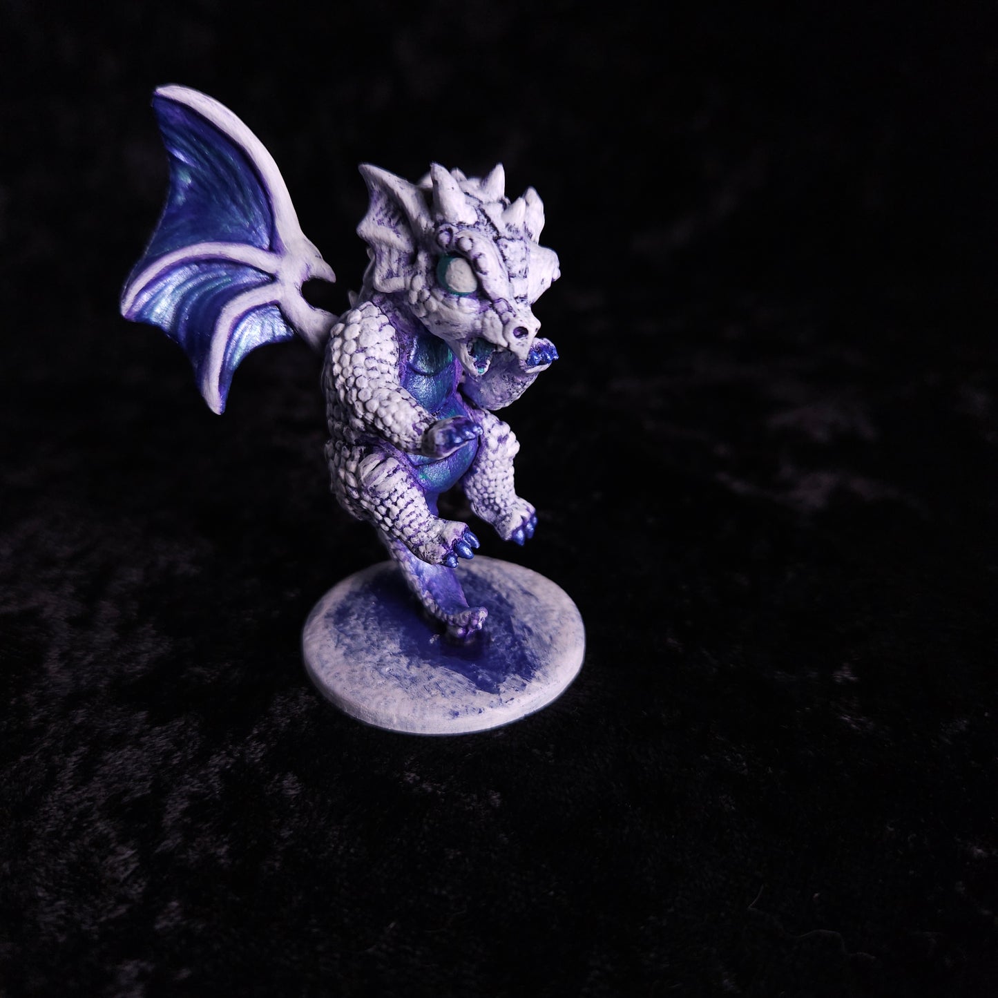 Baby White Dragon Miniature: Dnd, D&D, TTRPG Artist Painted Monster Model