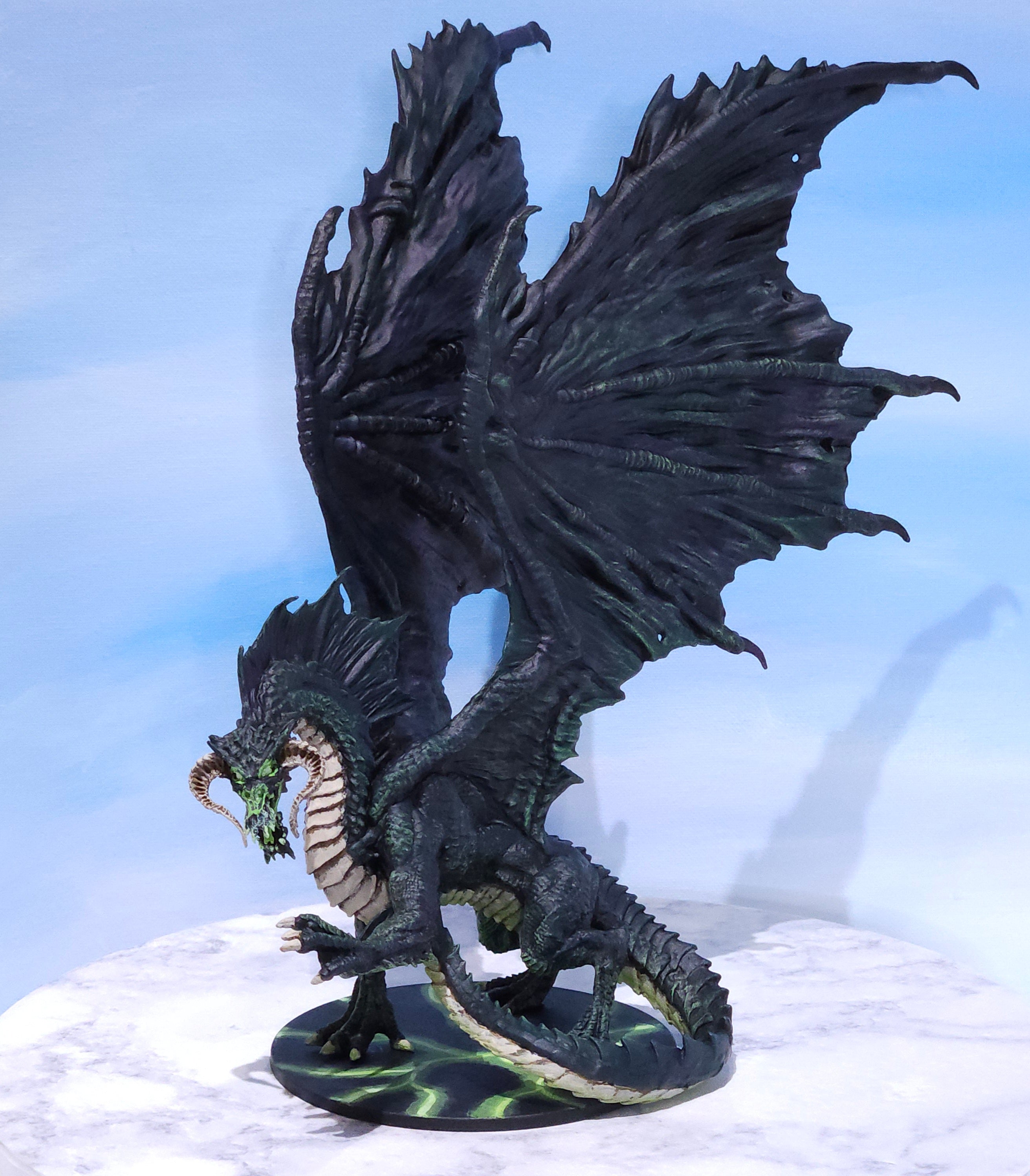 Adult Black Dragon Painted Miniature (D&D) | Rose and Shadow