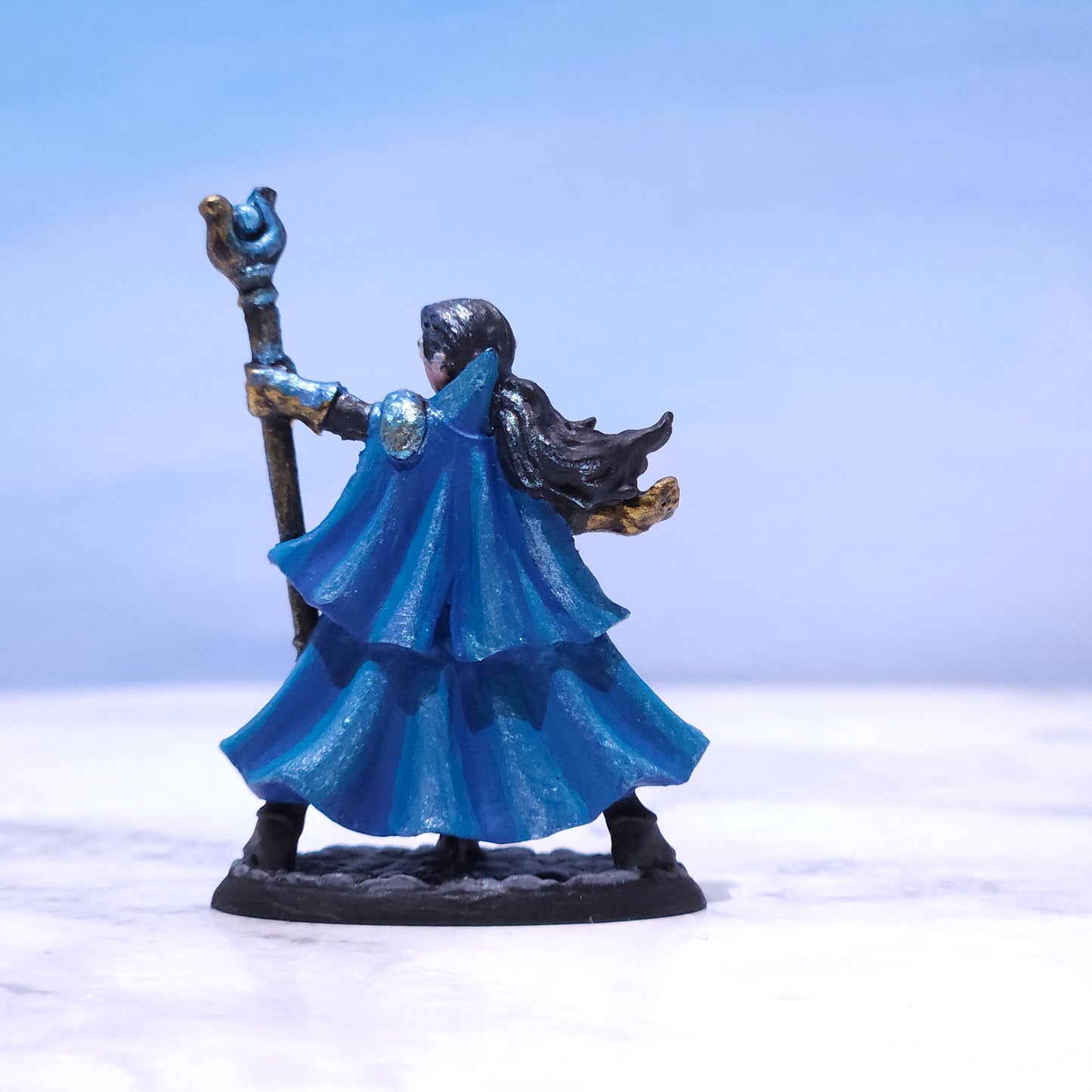 Female Elf Wizard Painted D&D Hero Miniature | Rose and Shadow